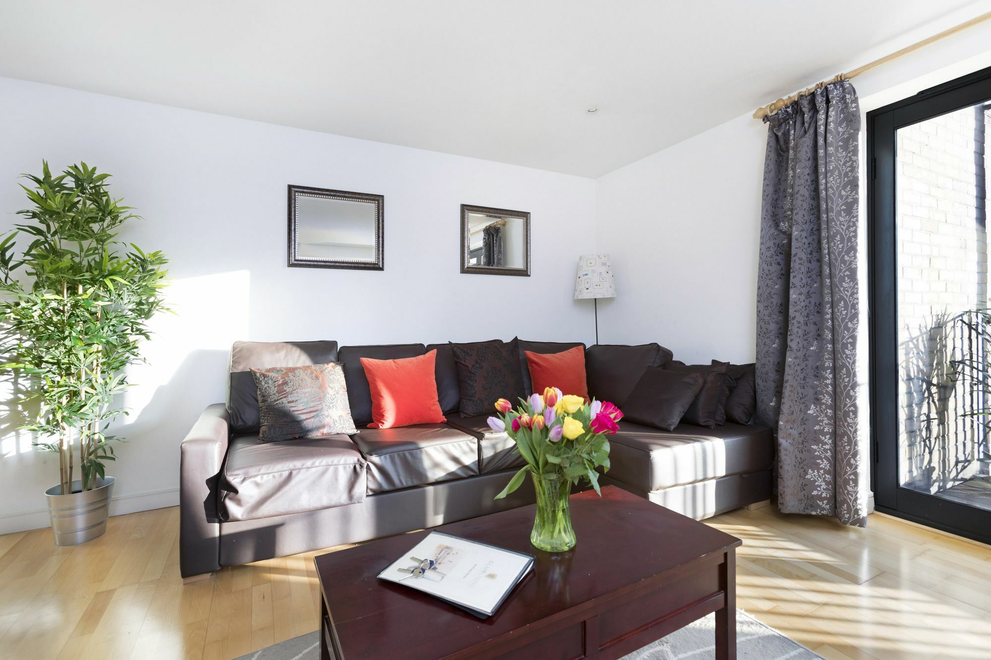 Club Living - Regents Park & Euston Apartments Londen Buitenkant foto